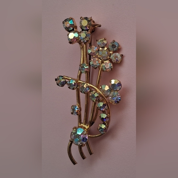 Vintage Jewelry - Vintage Austrian Crystal Aurora Borealis Mid-Century Art Deco Gold Tone Brooch